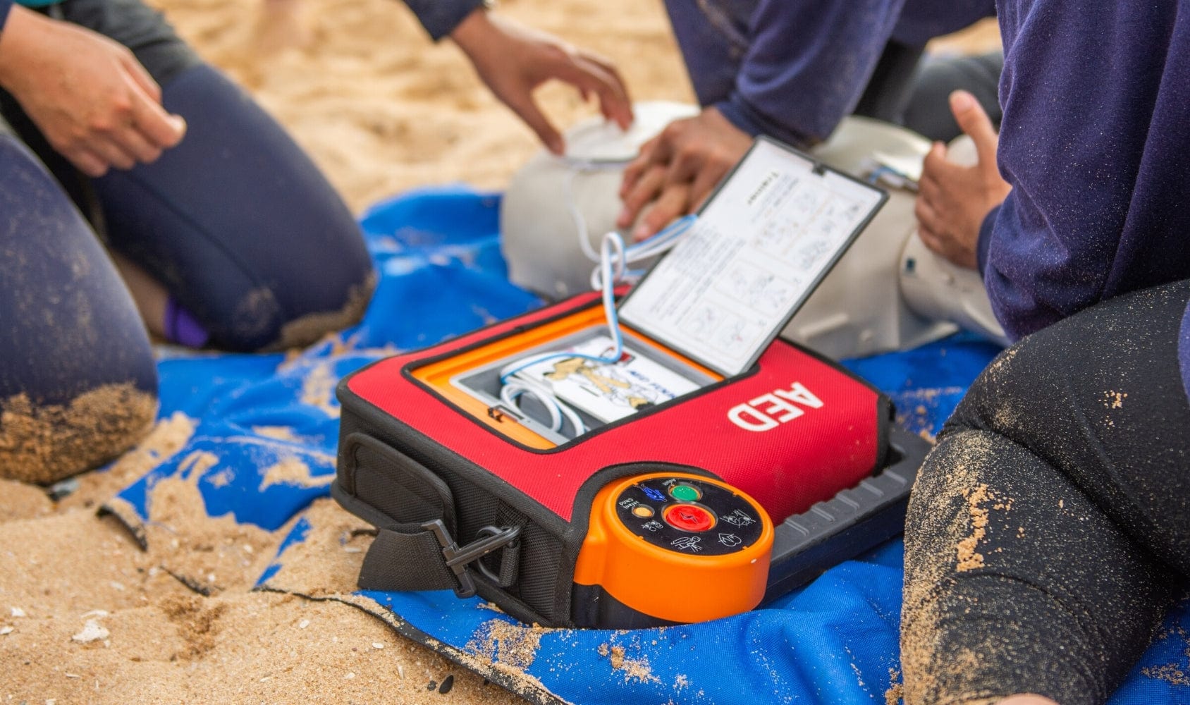 What is a Defibrillator? How AEDs work and How to use Them